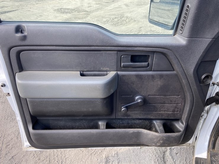 2011-ford-f150-xl-image-20