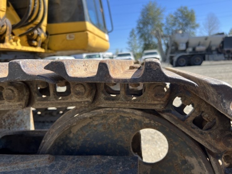 komatsu-pc120-image-22