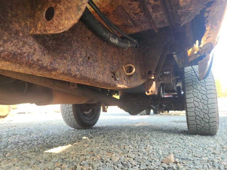 2006-chevrolet-2500-image-28