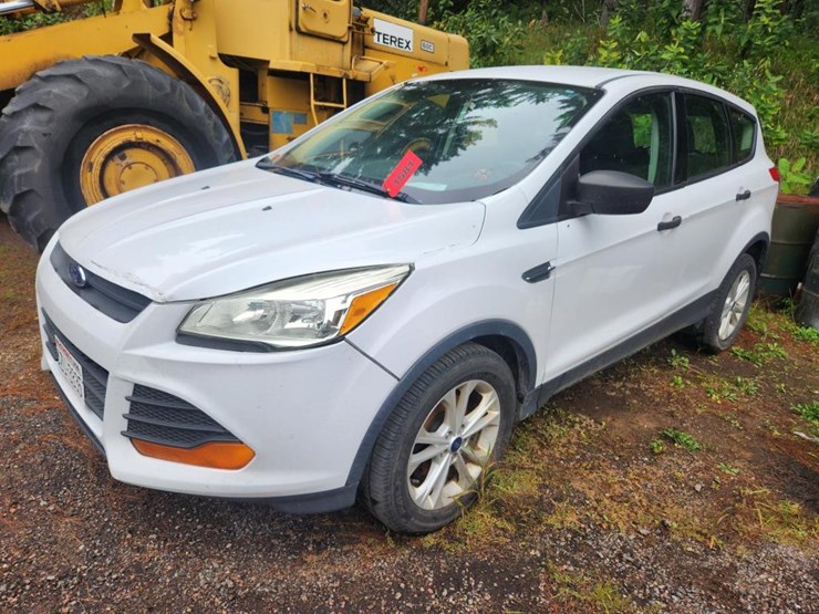 2014-ford-escape-image-1