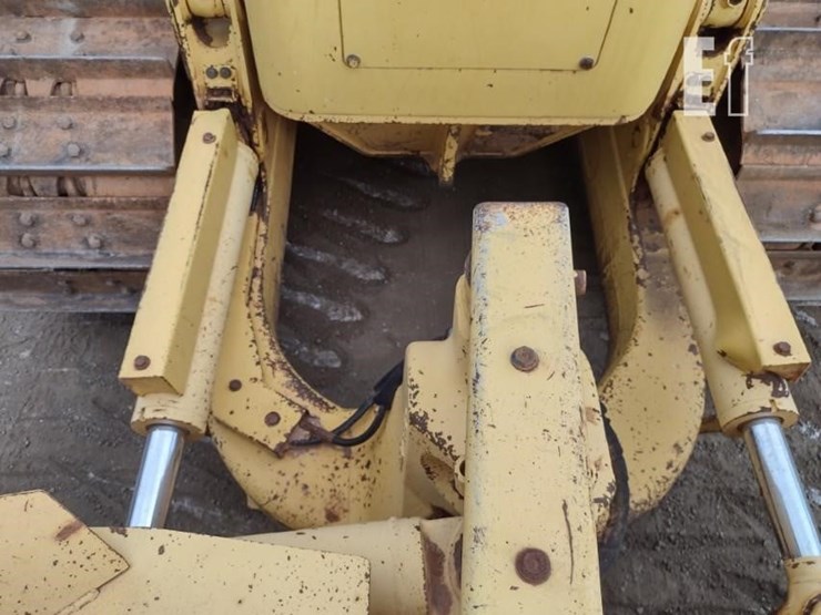 2015-komatsu-d61ex-23-image-20