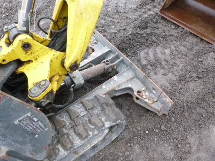 2016-wacker-neuson-803-image-23
