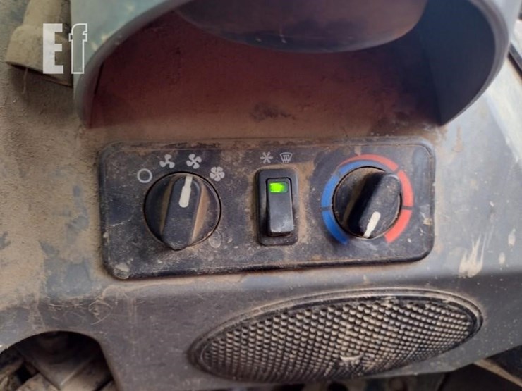 2019-bobcat-t770-image-12