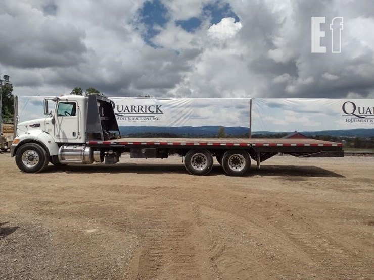 2016-peterbilt-348-image-1