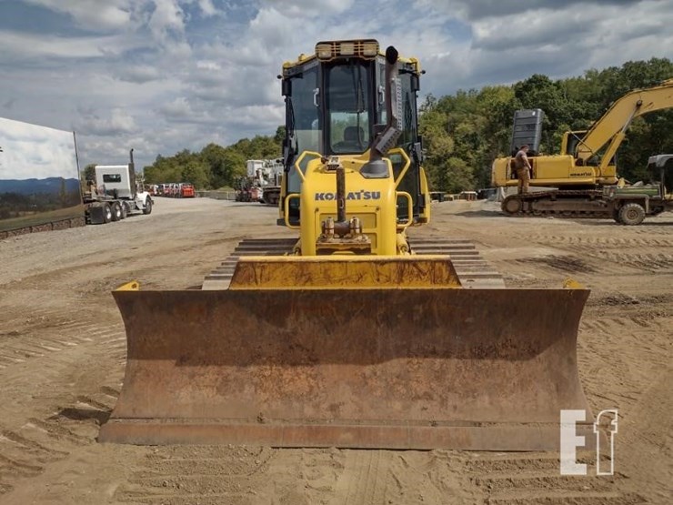 2017-komatsu-d39px-24-image-2