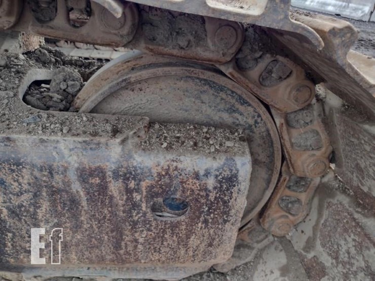komatsu-pc220-lc-8-image-22