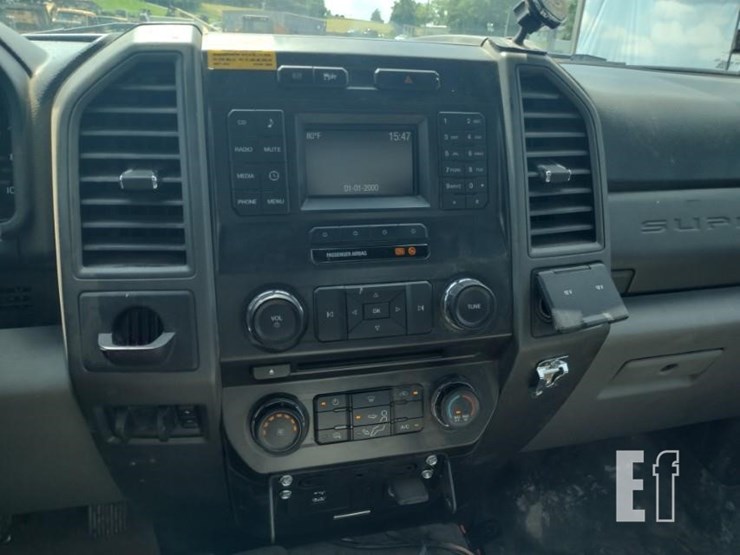 2018-ford-f550-image-9