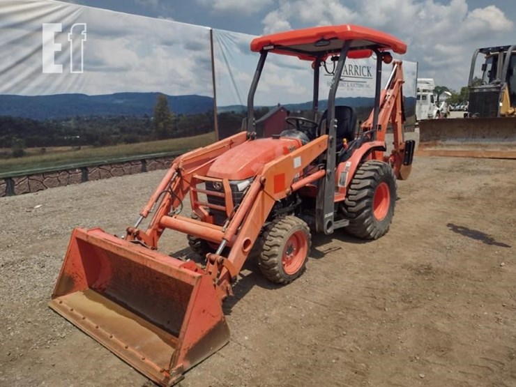 16-kubota-b26tlb-tractor-8242-image-34