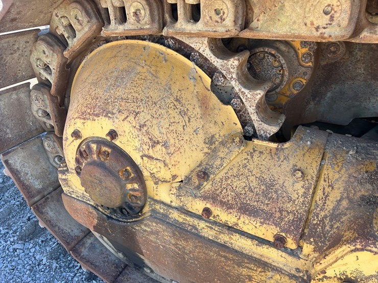caterpillar-d9h-image-12