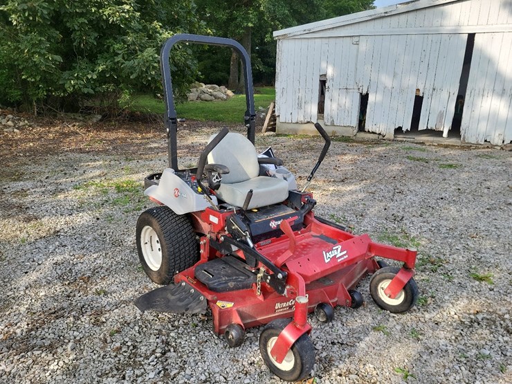 exmark-laser-z-zero-turn-lawn-mower-image-1