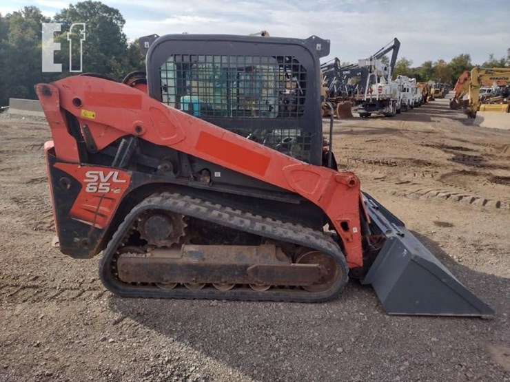 kubota-svl65-2-image-3