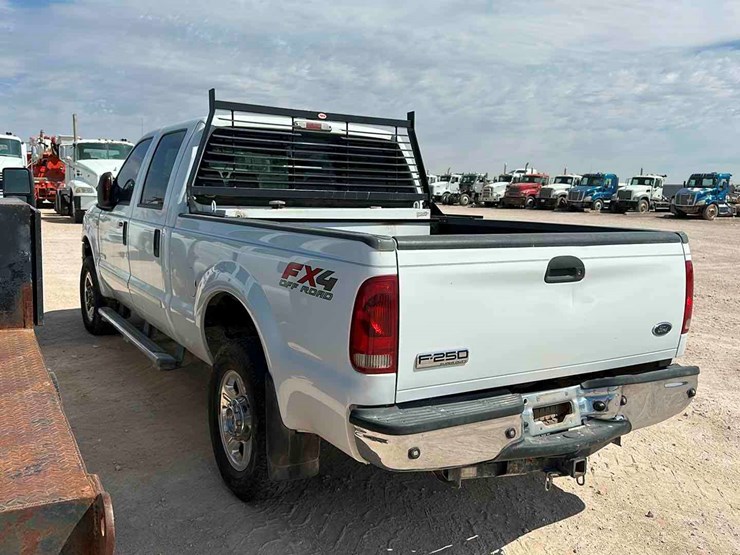 2006-ford-f250-image-4