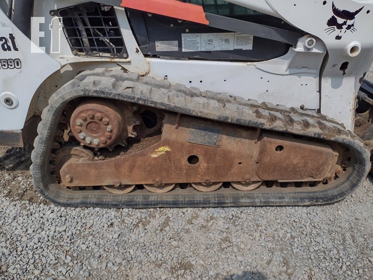 2014-bobcat-t590-image-29
