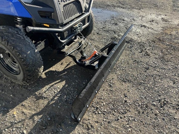 2011-polaris-ranger-ev-image-10