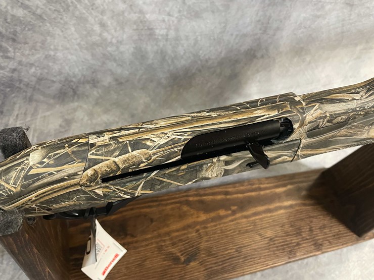 #4912-•-benelli-super-black-eagle-iii-12-ga.-semi-auto-shotgun,-sn:-u767017v-image-13