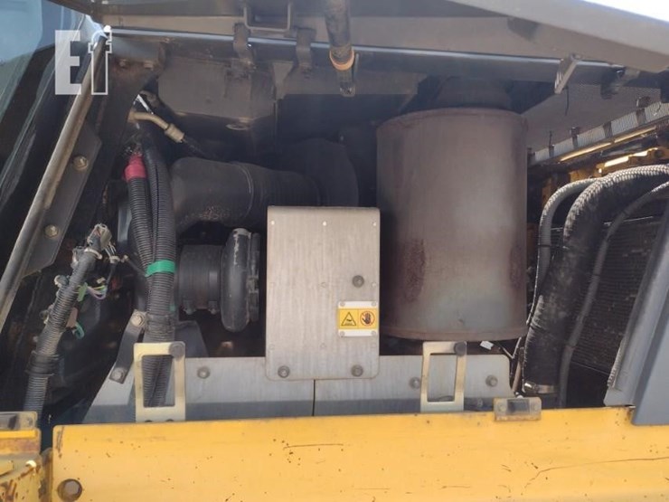 2004-komatsu-d65ex-15-image-40