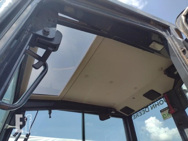 2022-deere-50g-image-15