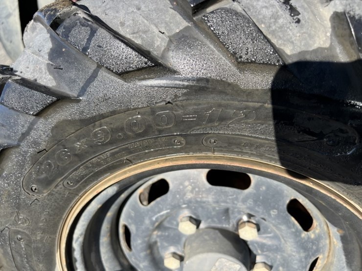 2010-john-deere-gator-image-17