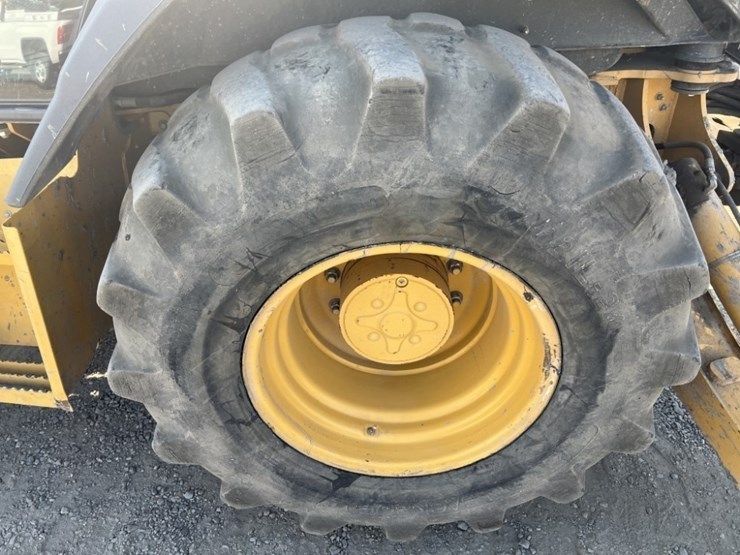 2014-deere-410k-image-19