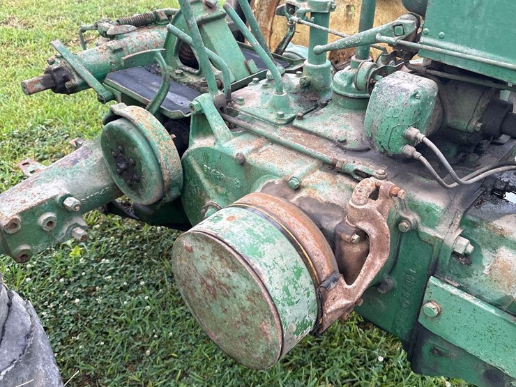john-deere-b-image-26