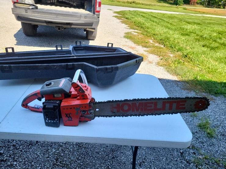homelite-xl12-gas-chain-saw-w/case---tag-#1043-image-5