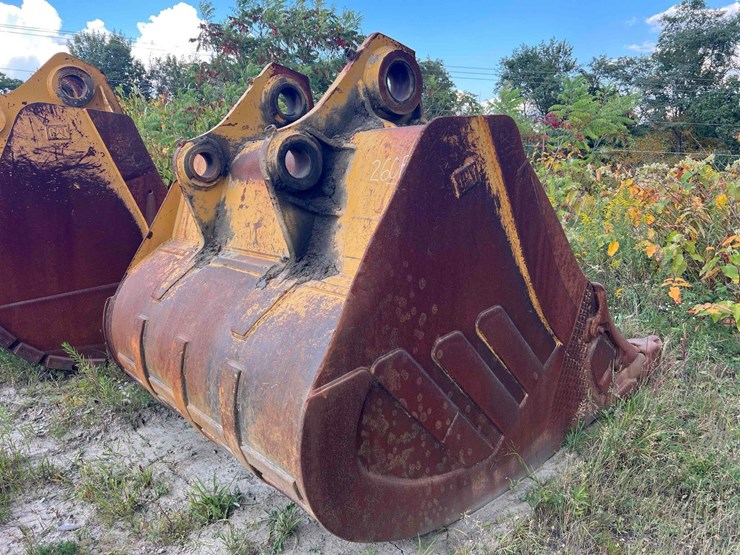 caterpillar-15-image-3