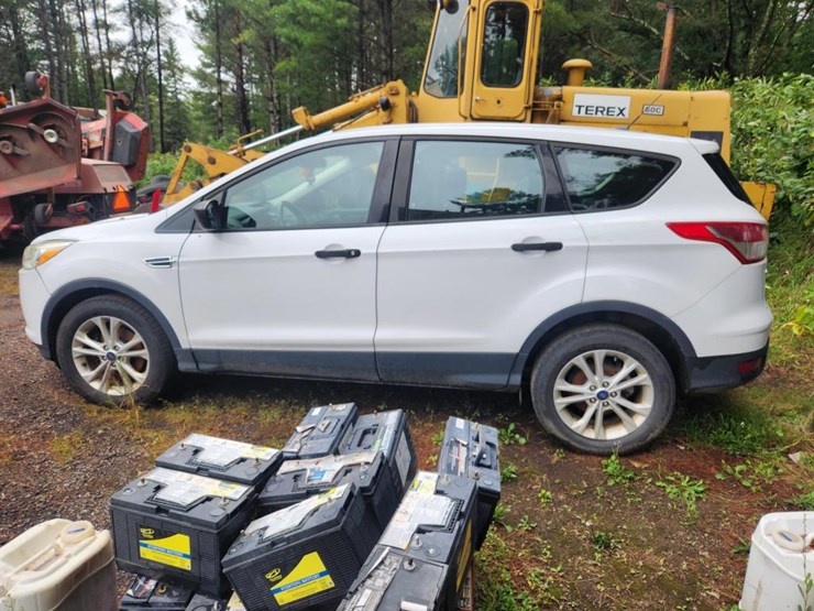 2014-ford-escape-image-2