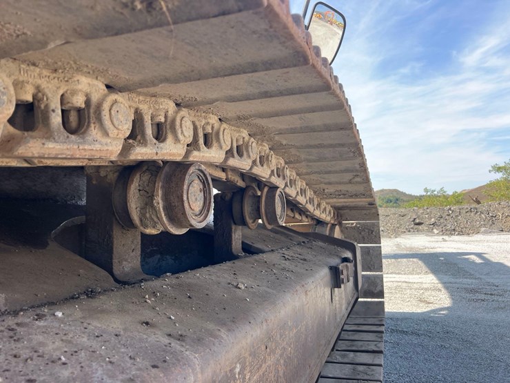 komatsu-pc400-lc-6-image-15
