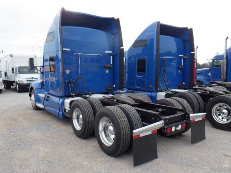 2014-kenworth-t660-image-7