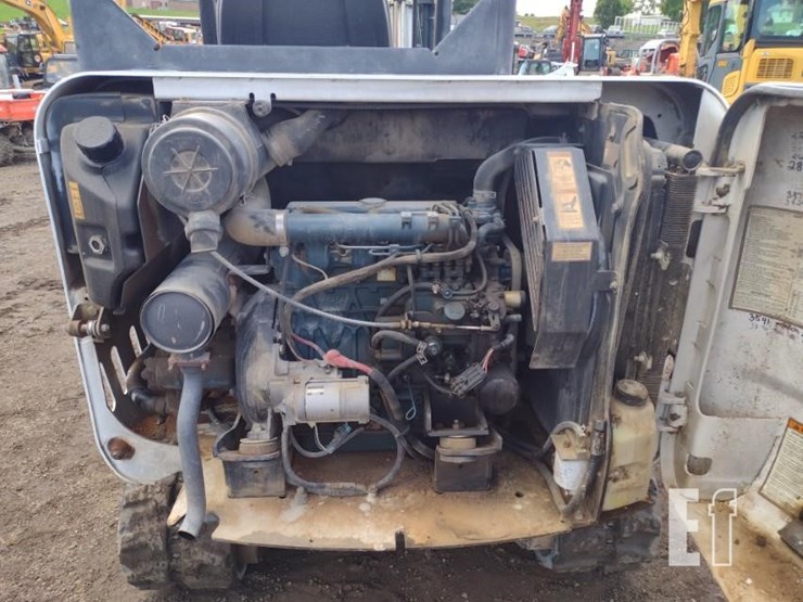 2006-bobcat-331-image-43