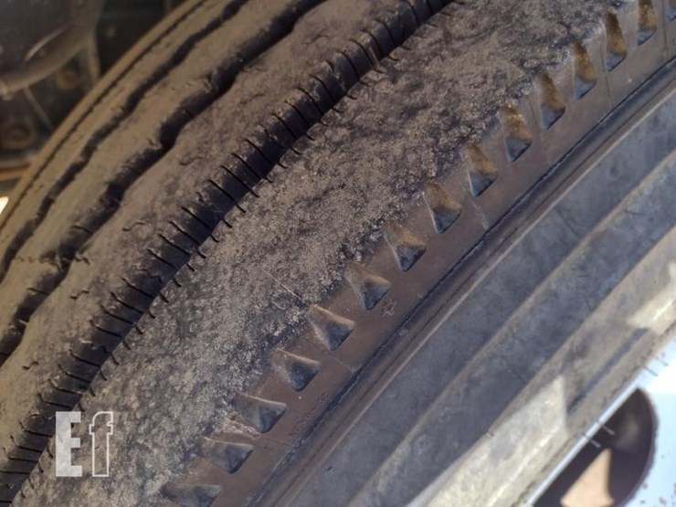 2015-ford-f650-image-15