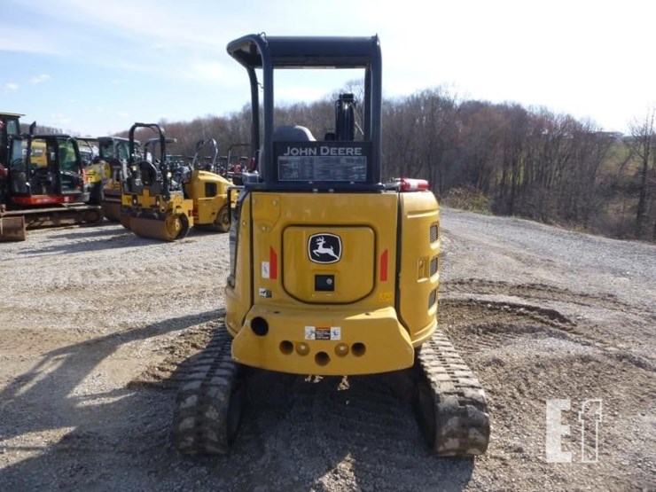 2022-deere-35g-image-4