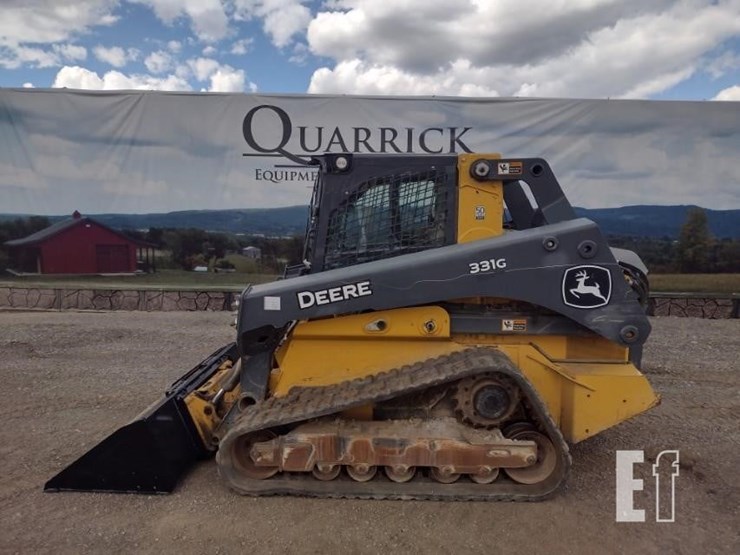 2020-deere-331g-image-1