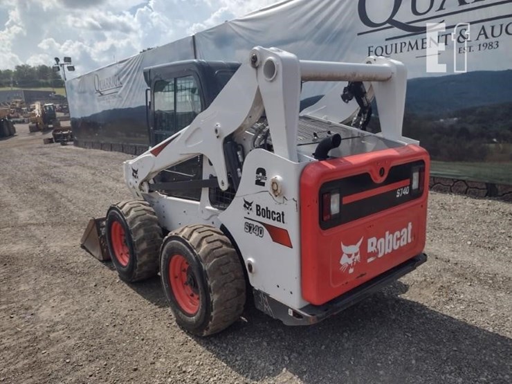 2022-bobcat-s740-image-30