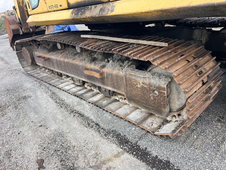 komatsu-pc300-lc-7e0-image-8