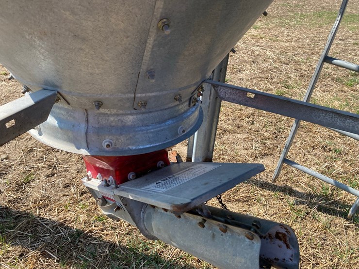 brock-feed-bin-image-12