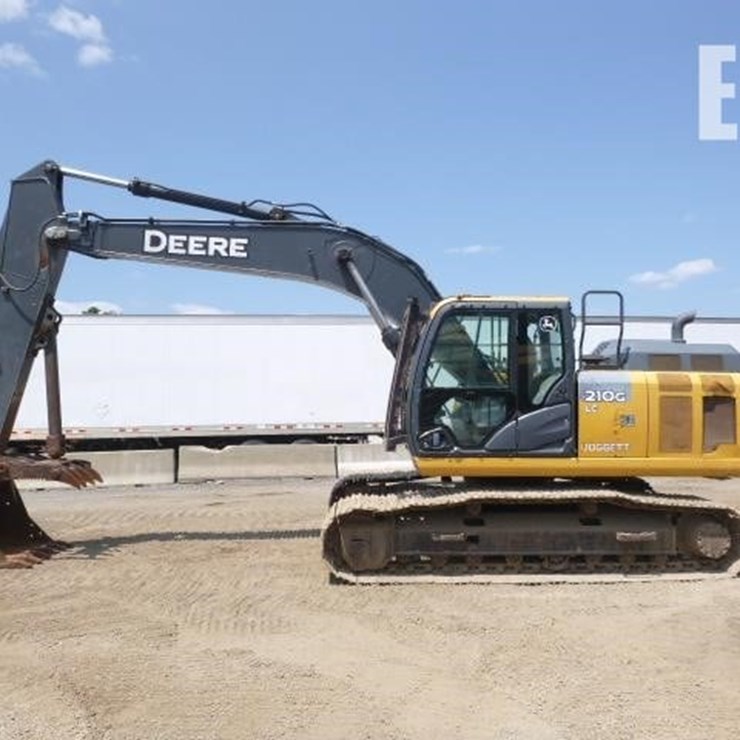 2017 DEERE 210G LC