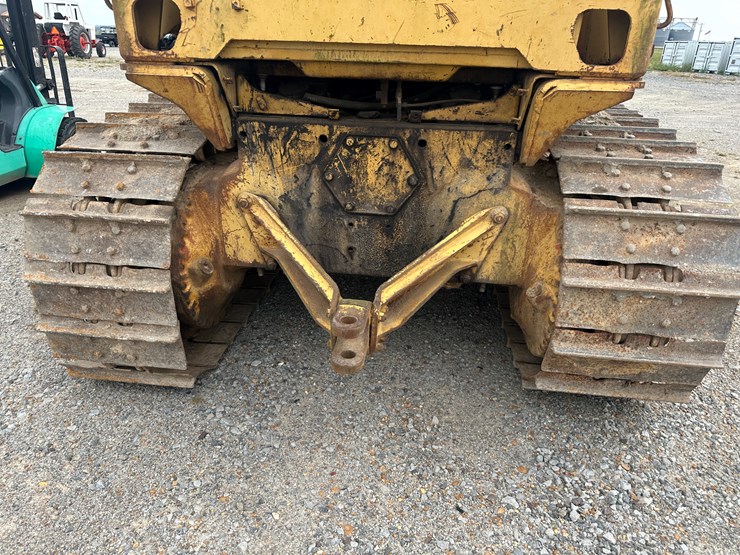 caterpillar-d6c-image-20