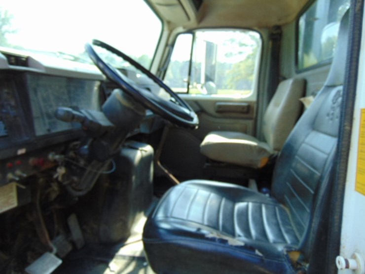1999-international-4900-image-5