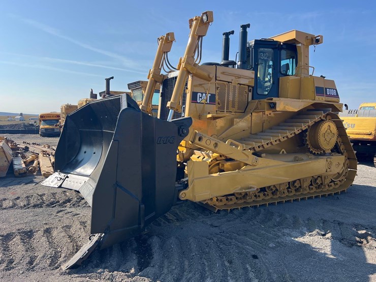 caterpillar-d10r-image-2