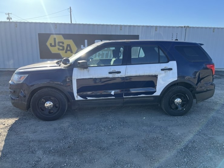 2017-ford-explorer-image-7