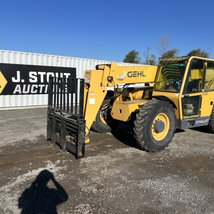 2004 GEHL DL10H