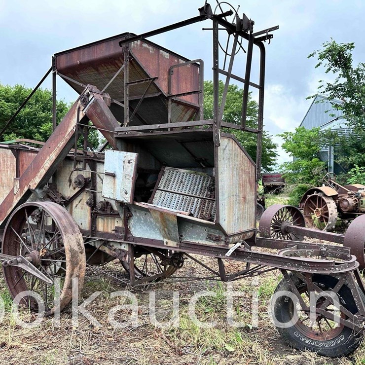JOHN DEERE 7