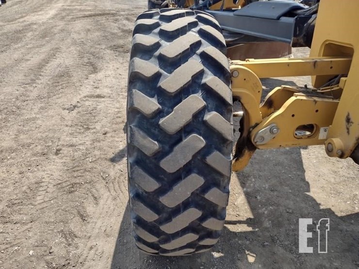 2020-deere-670gp-image-18