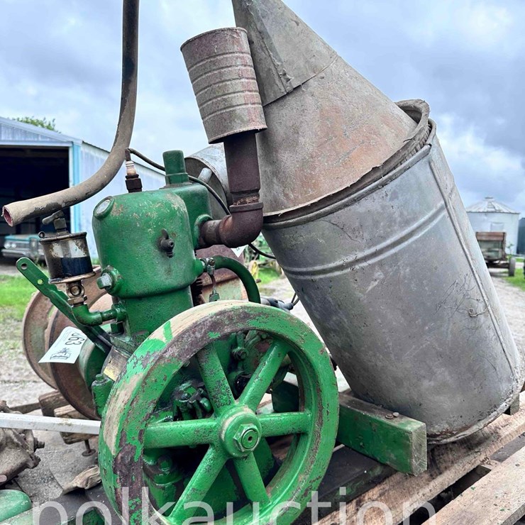 CUSHMAN UPRIGHT HIT & MISS ENGINE (SN# 2834)