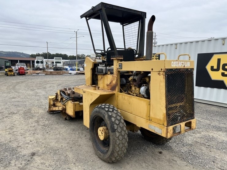 caterpillar-cp-323-image-6