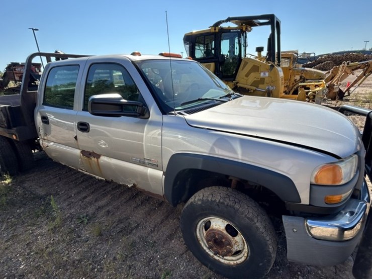 2005-gmc-3500-image-6