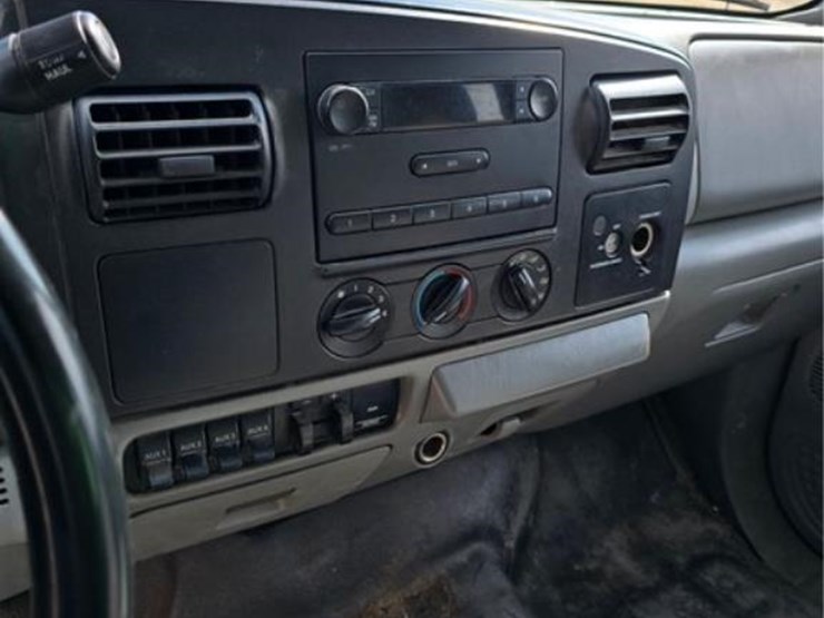 2007-ford-f350-image-19