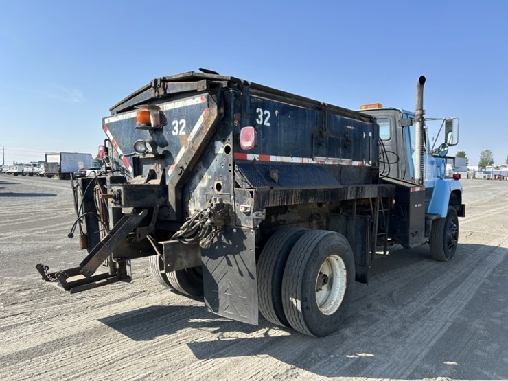 1992-ford-l8000-image-5