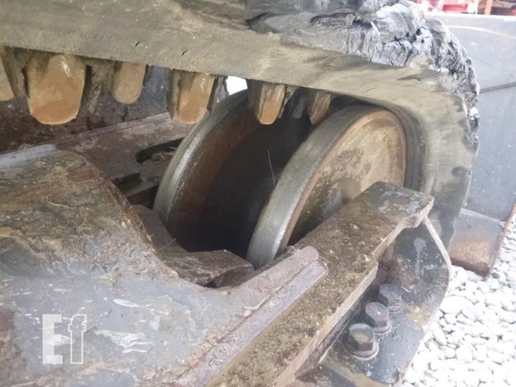 2018-bobcat-t595-image-34